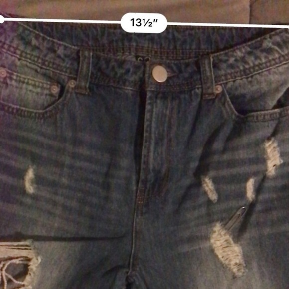 Windsor • Distressed Beaded Boyfriend Jeans - Picture 4 of 6